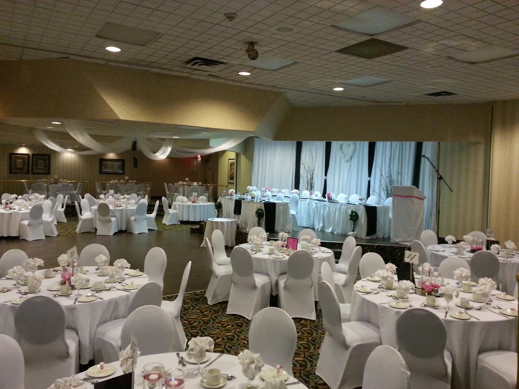 מלון Ramada By Wyndham לונדון מראה חיצוני תמונה