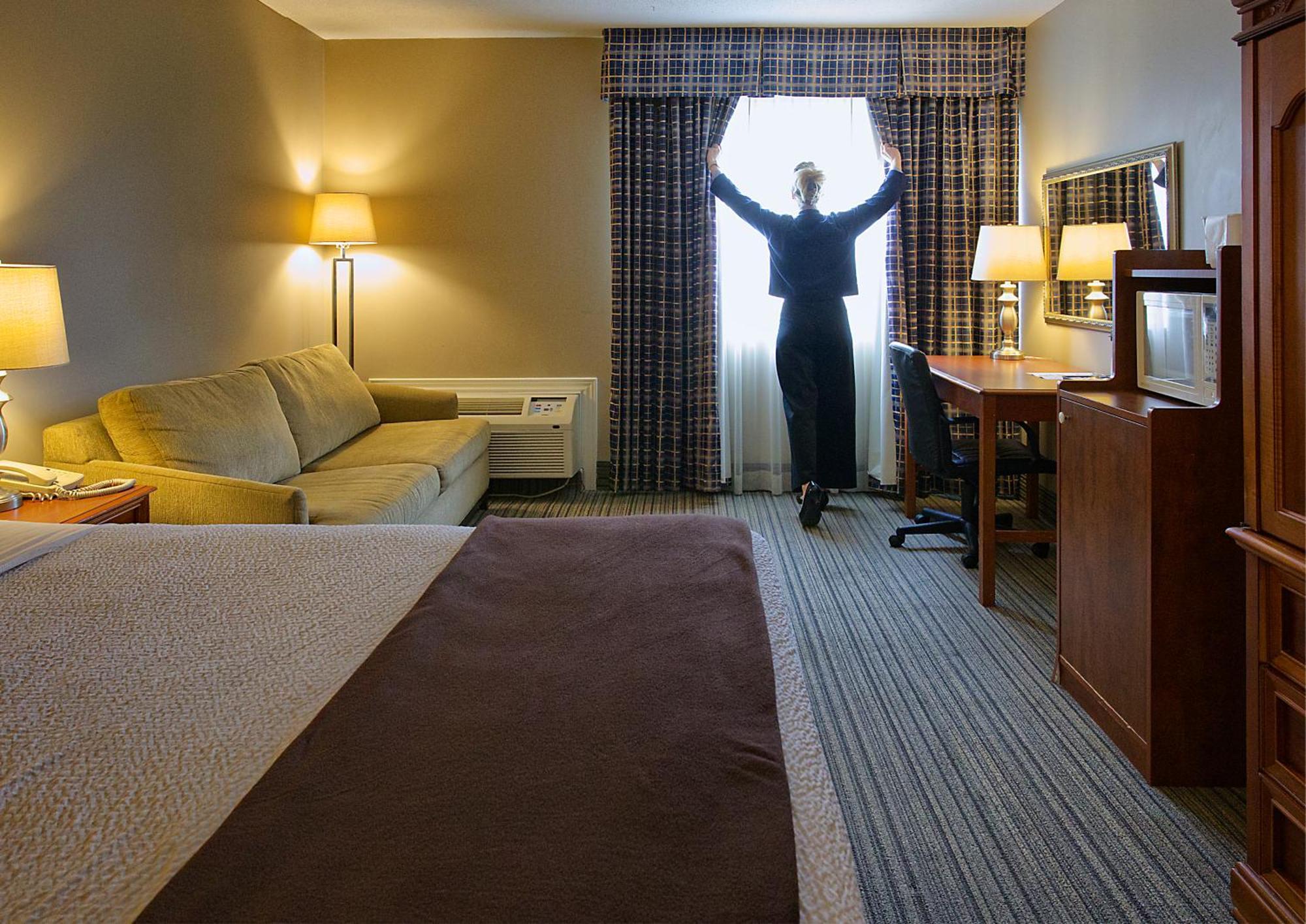 מלון Ramada By Wyndham לונדון מראה חיצוני תמונה