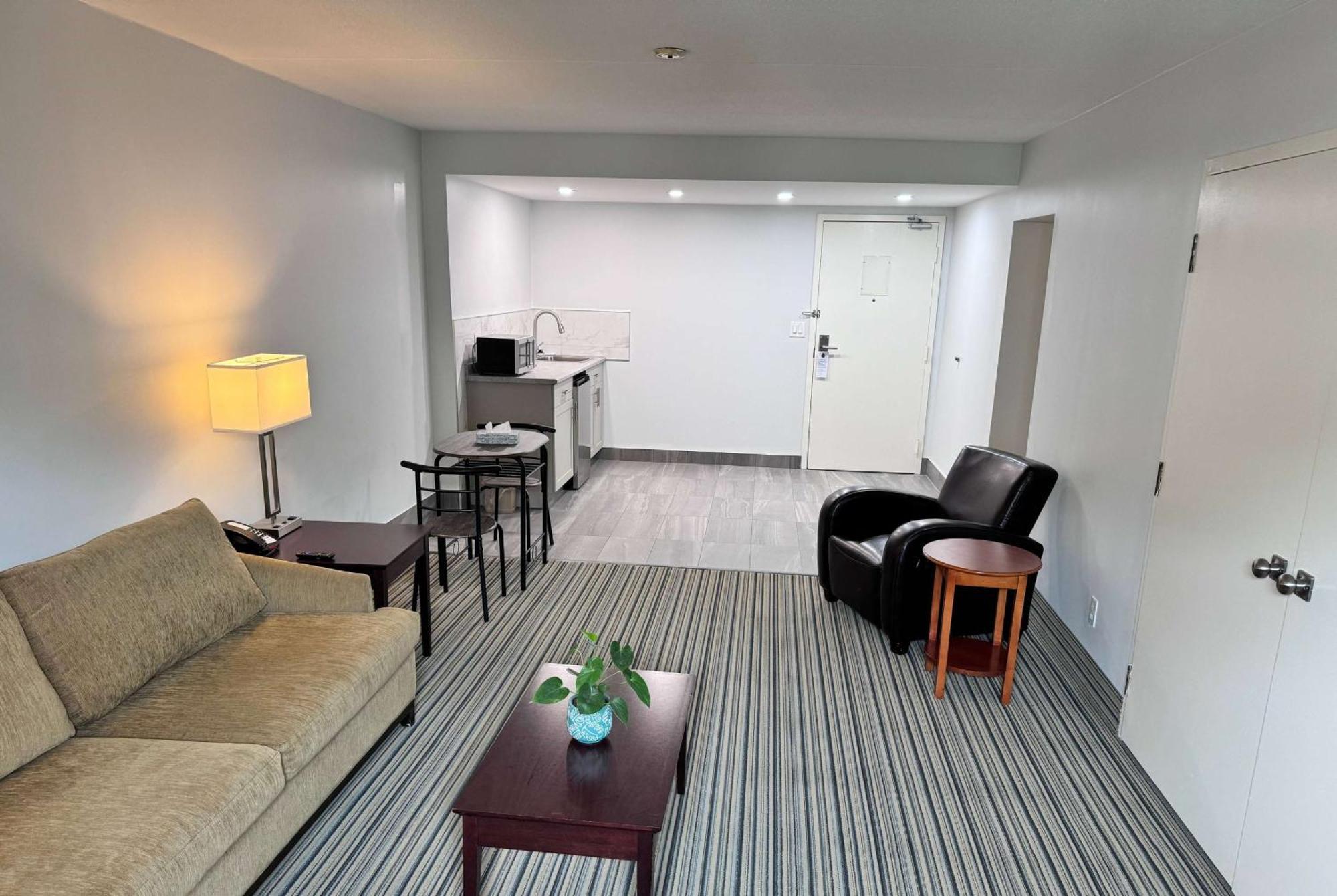 מלון Ramada By Wyndham לונדון מראה חיצוני תמונה