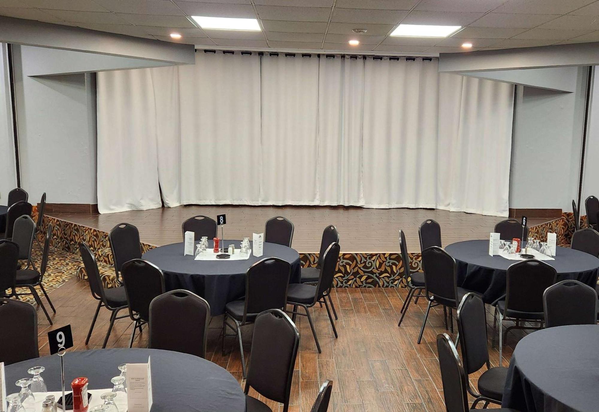 מלון Ramada By Wyndham לונדון מראה חיצוני תמונה