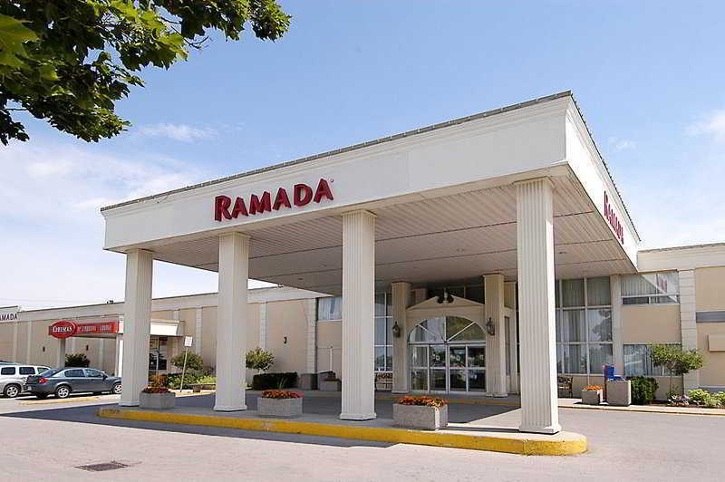 מלון Ramada By Wyndham לונדון מראה חיצוני תמונה