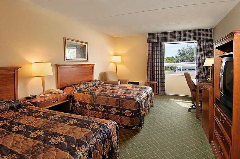 מלון Ramada By Wyndham לונדון מראה חיצוני תמונה